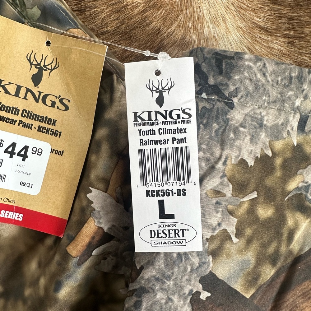 King NWT camo hunting/rain pants zipper ankle for boots